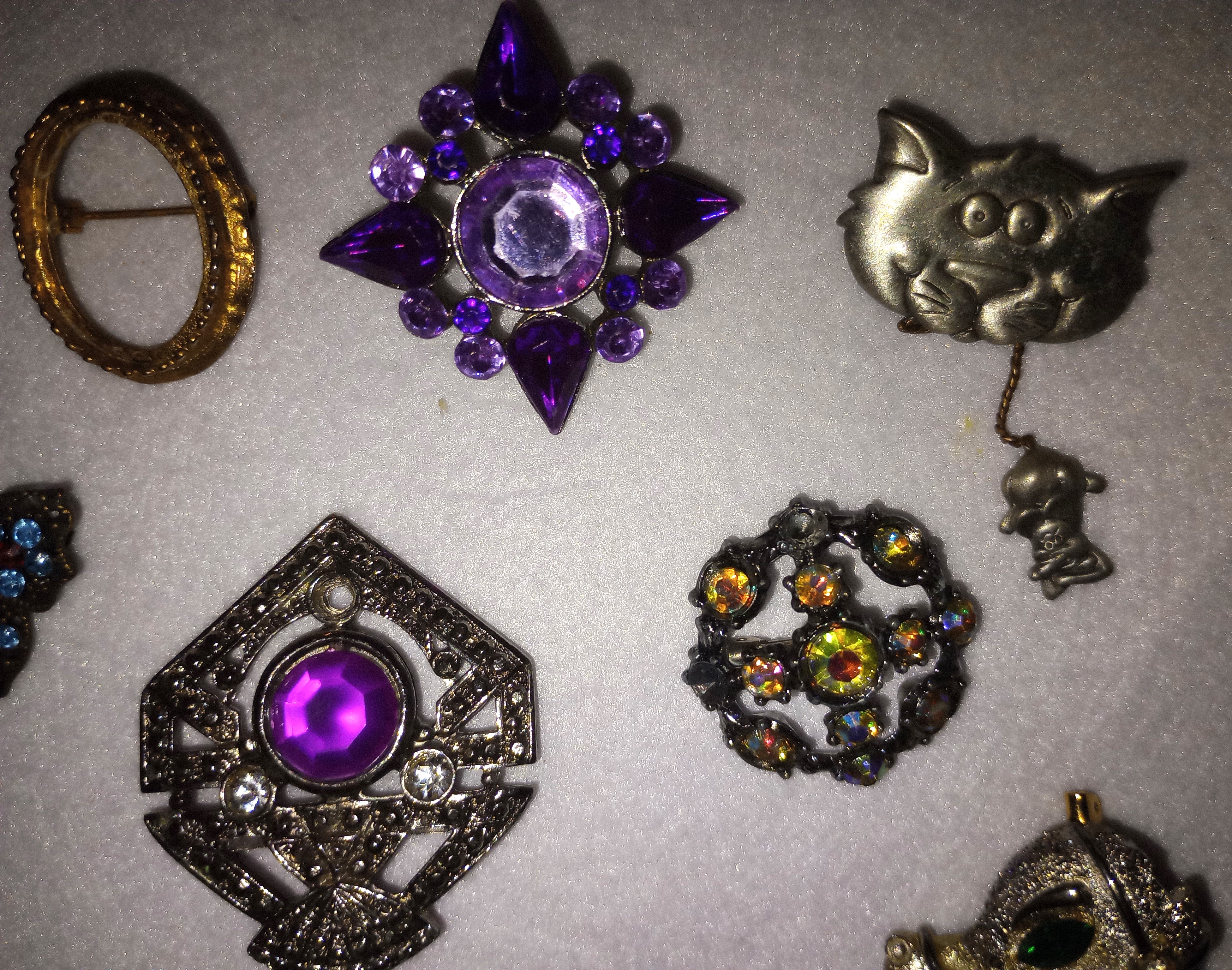 brooches